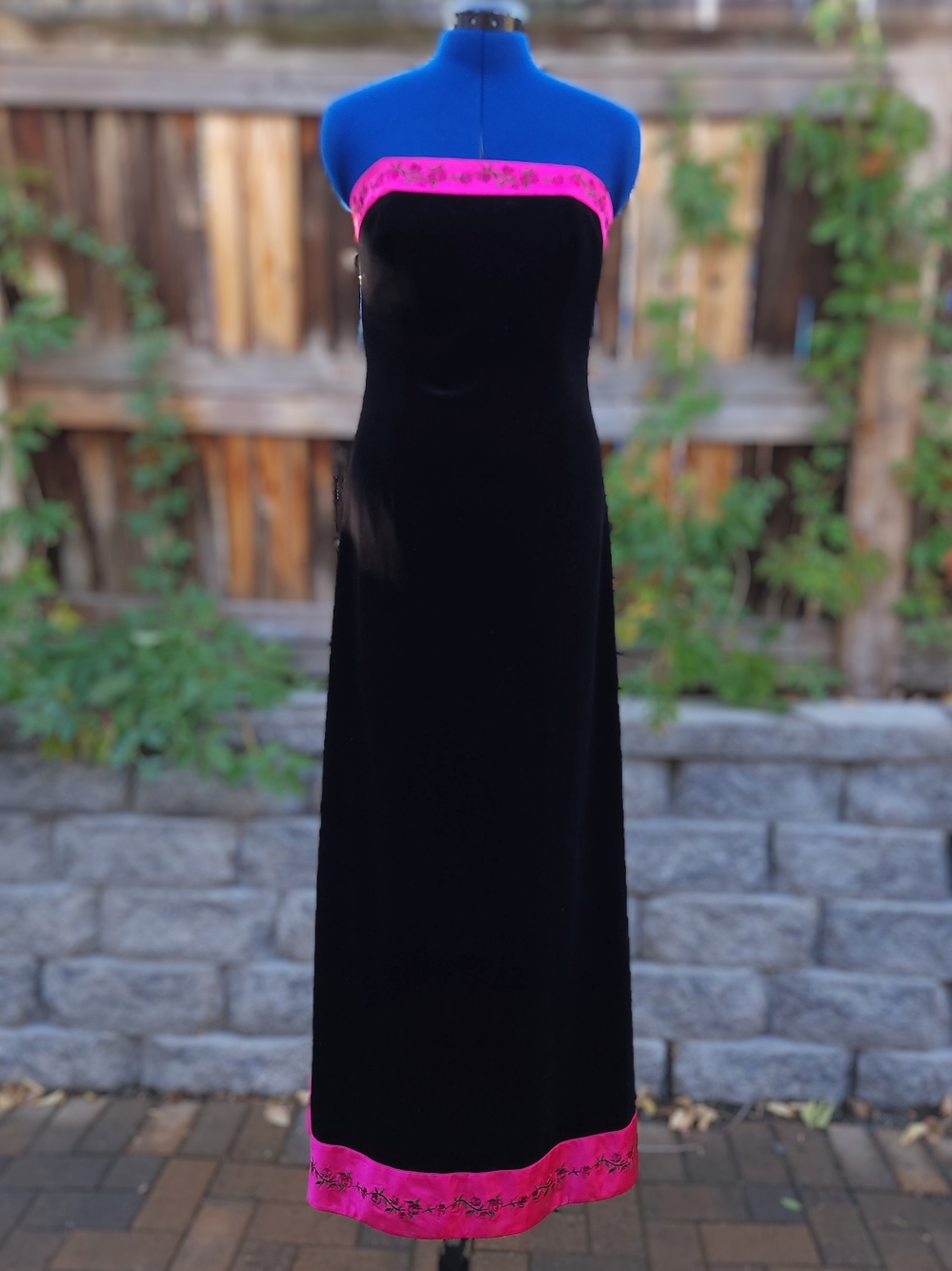 Vintage Papell Boutique Evening Black Velvet Pink Floral Strapless Gown